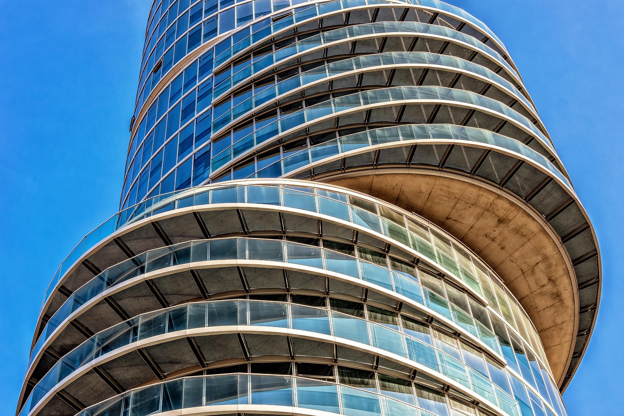 erfahren sie alles über die aktuellen immobilienpreise in deutschland. vergleichen sie trends, marktentwicklungen und erhalten sie wertvolle einblicke für ihre immobilieninvestitionen.